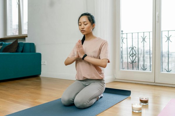 Comment les programmes de bien-être peuvent-ils aider dans la gestion de la douleur chronique ?