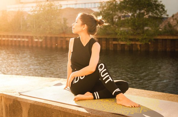 les bénéfices du yoga pour mincir et retrouver l'équilibre