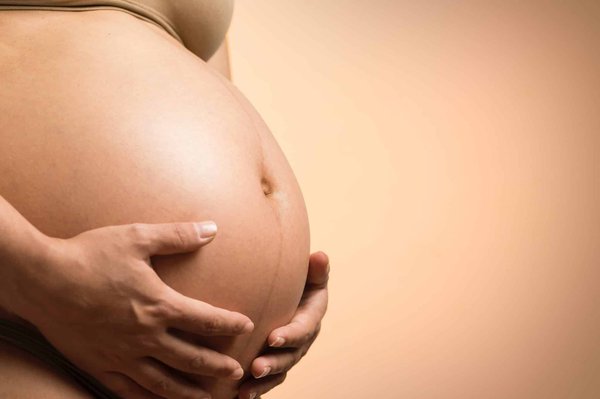 Comment reconnaître et traiter la sciatique pendant la grossesse ?